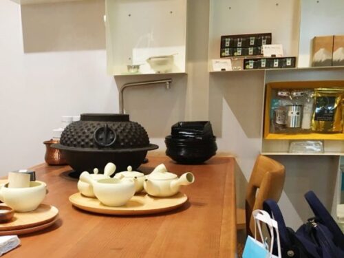 【chagama（ちゃがま）】70種類のお茶が楽しめる日本茶専門店とは？