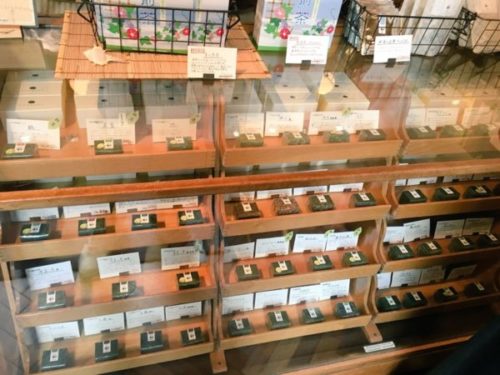 【chagama（ちゃがま）】70種類のお茶が楽しめる日本茶専門店とは？